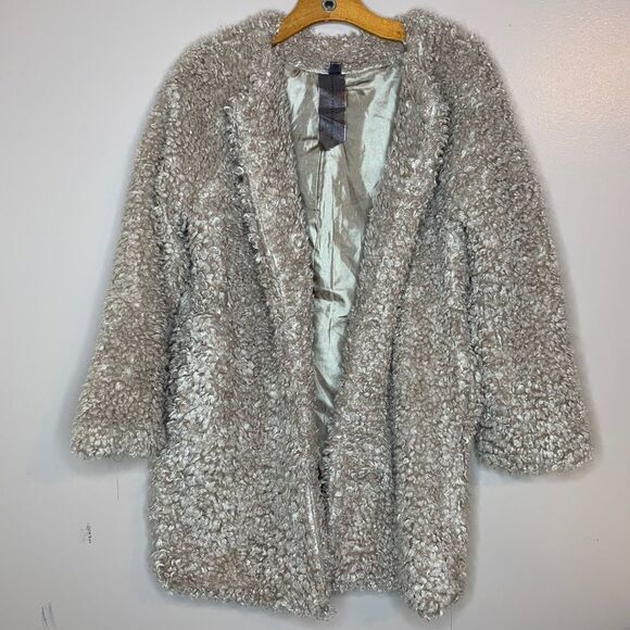 ‎Fuzzy Sherpa jacket moon collection size L - Picture 1 of 3